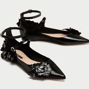 NWT Zara leather ballerinas with side straps 😍
